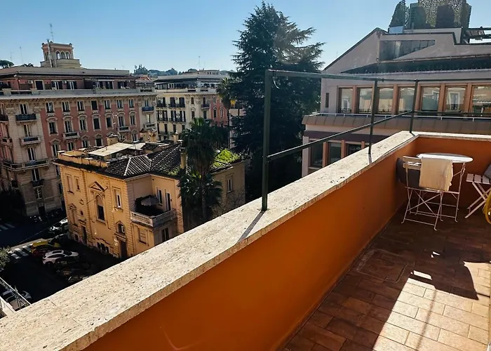 Terrazza Urania - Penthouse Terrace With 360 View Of Oda ve Kahvaltı Roma